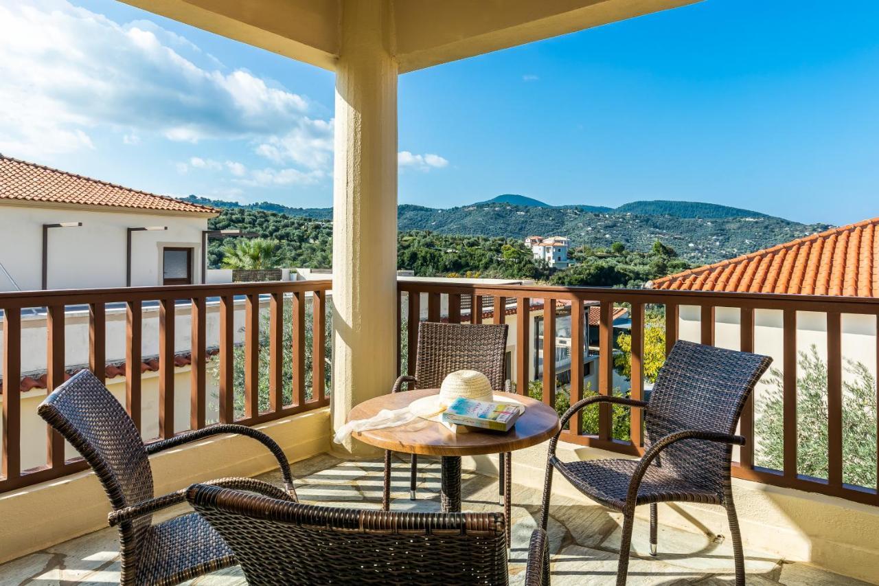 Skopelos Holidays Hotel & Spa Екстер'єр фото